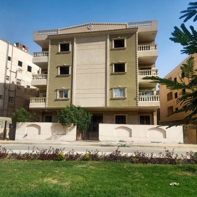 Duplex 360 meters with time and ground + garden 120 meters in the eighth district, adjacent buildings 3 in Shorouk 2