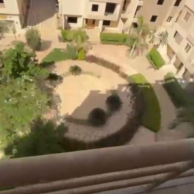 شقه 130متر للبيع في كموند لافيدا هليوبليس الجديده 